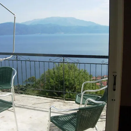 度假居 Quiet House For Vacations With Excellent View !!!