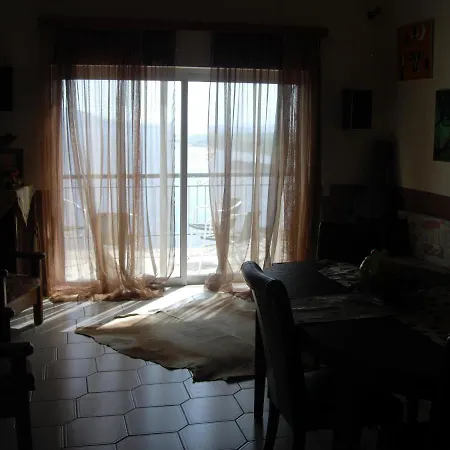 度假居 Quiet House For Vacations With Excellent View !!!