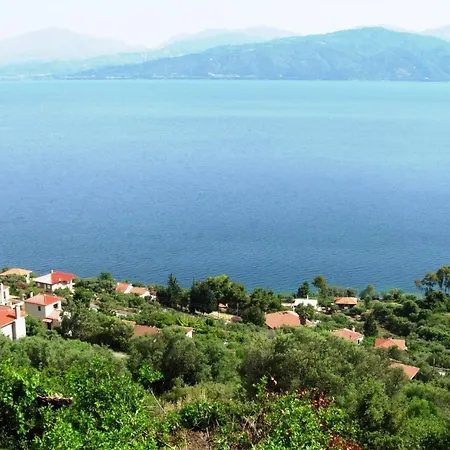 Quiet House For Vacations With Excellent View !!! *
