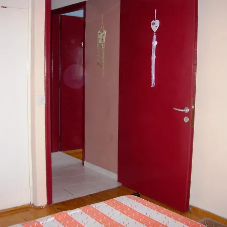 Quiet House For Vacations With Excellent View !!! *